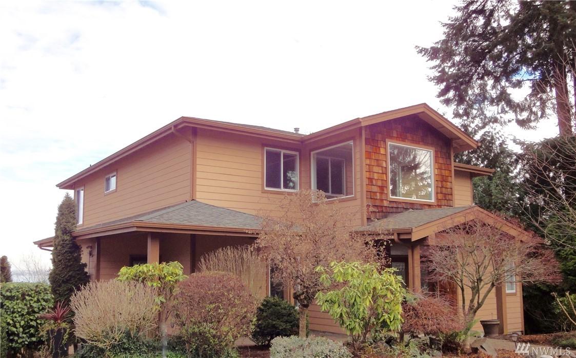 2555 Oregon Ave - Photo 1