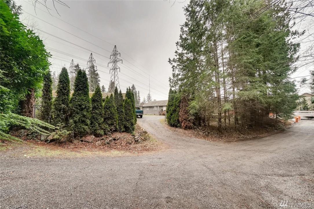 16512 35th Ave - Photo 1