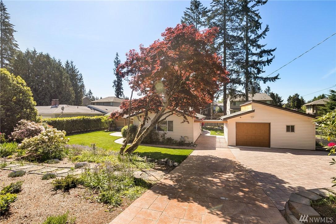 8631 118th Ave - Photo 1