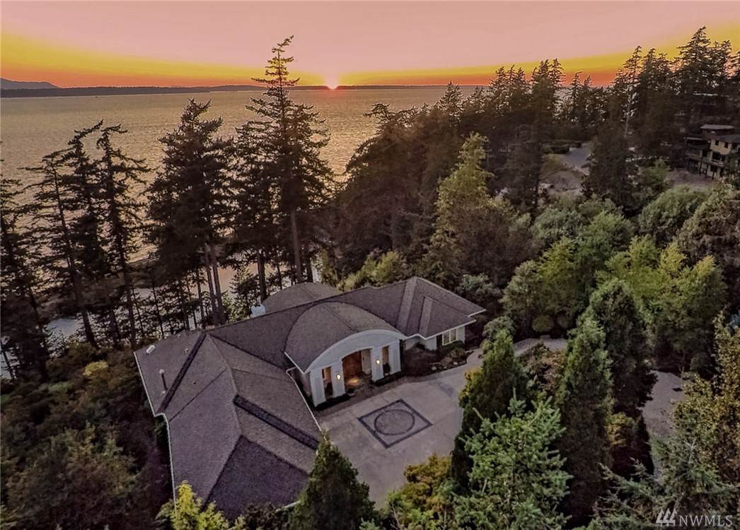 732 Fieldston Rd - Photo 1
