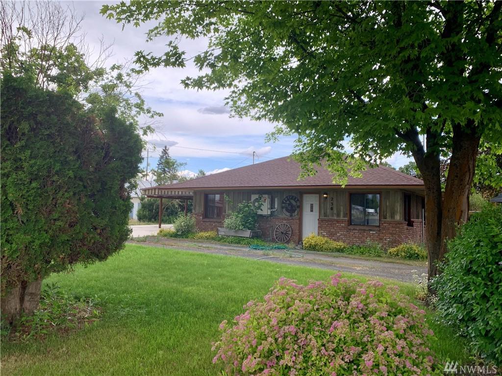 230 Watson St - Photo 1