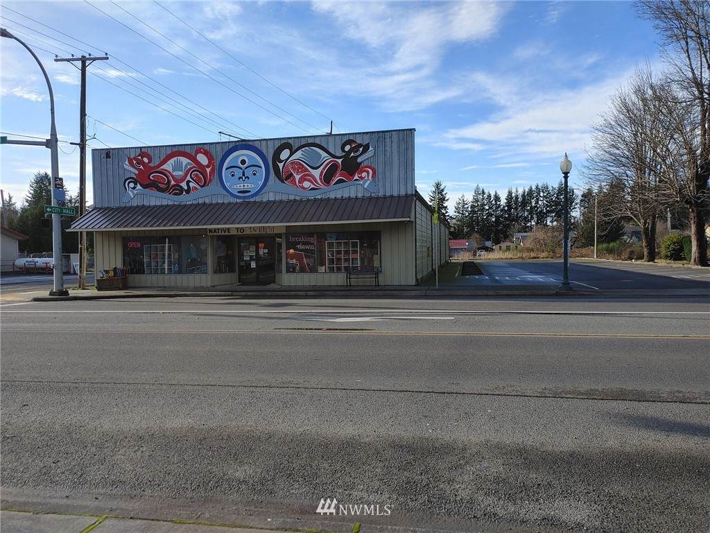 10 Forks Avenue - Photo 1