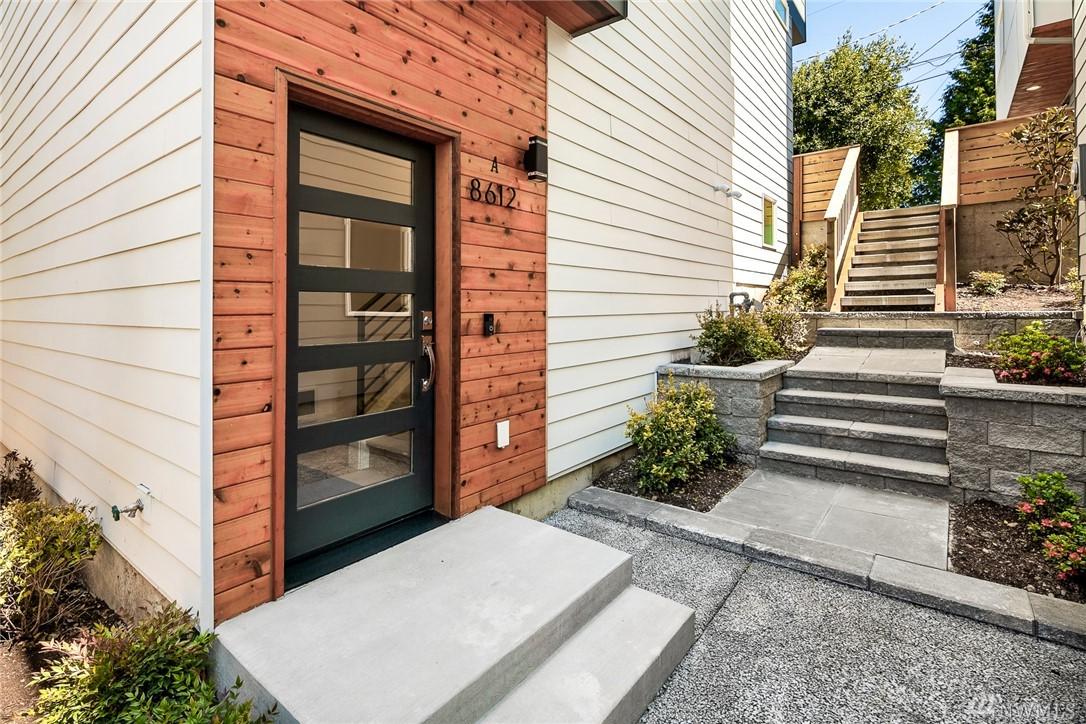 8612 Delridge Wy - Photo 1