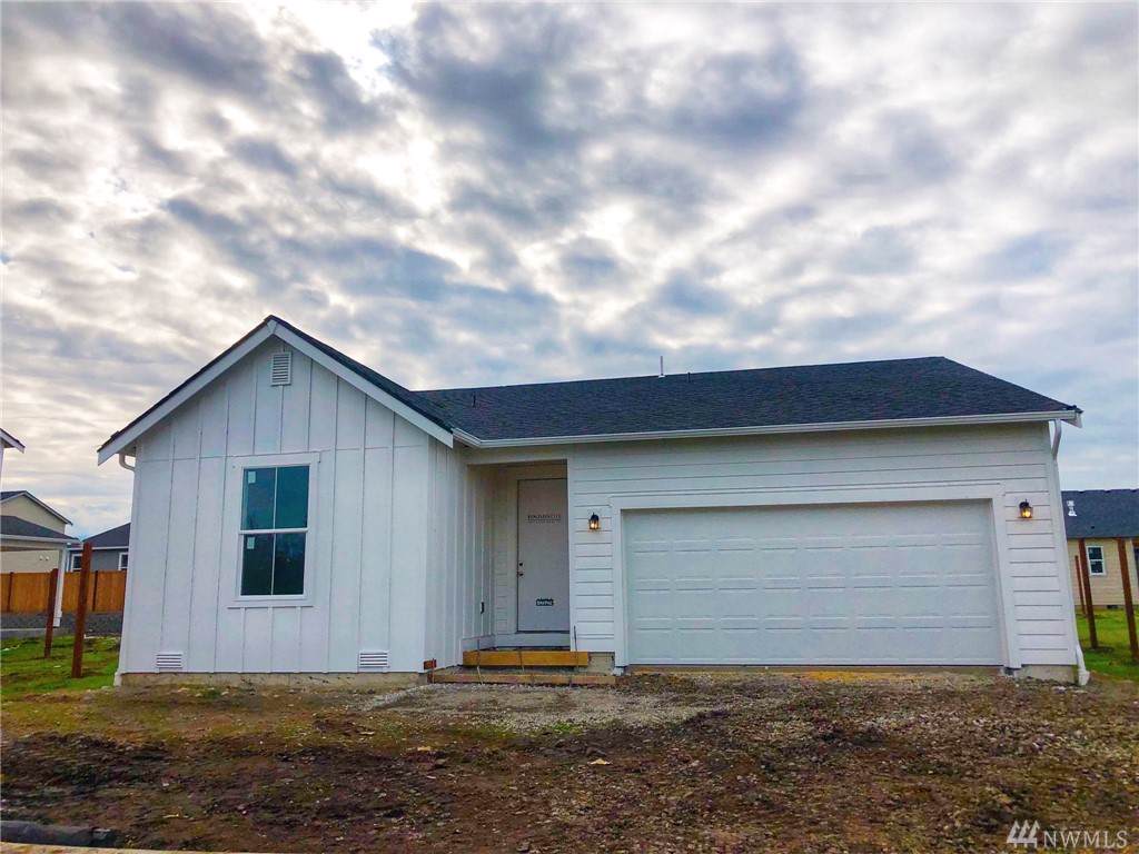 1533 Nanevicz Ave - Photo 1