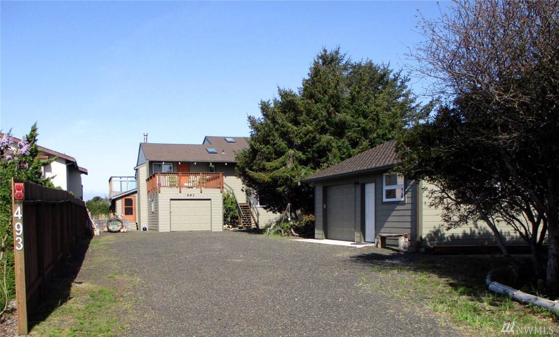 493 Sand Dune Ave - Photo 1