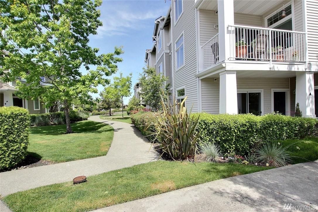1131 63rd St - Photo 1