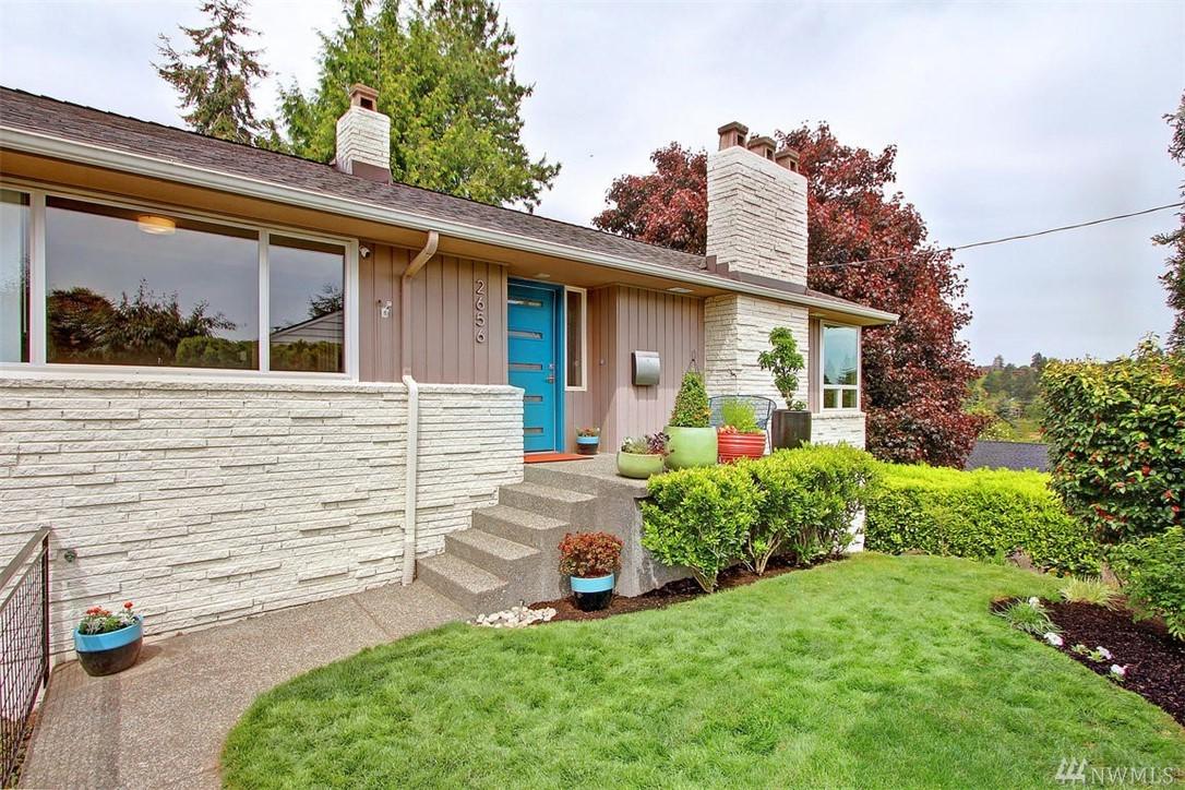 2656 Bishop Place - Photo 1