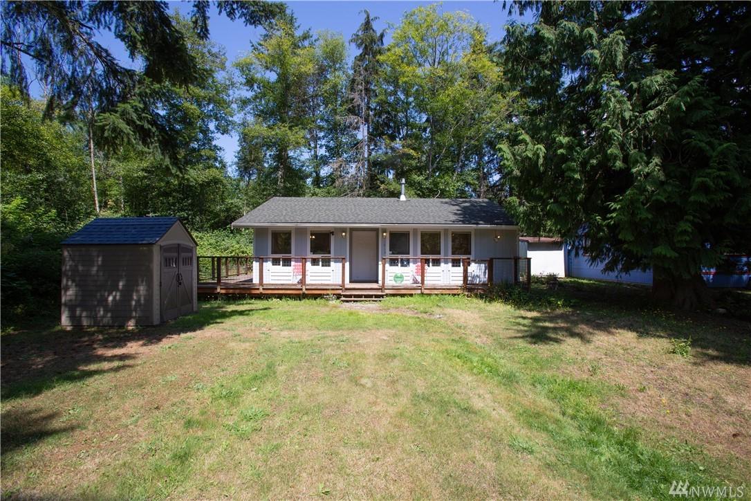 1913 Beachwood Dr - Photo 1