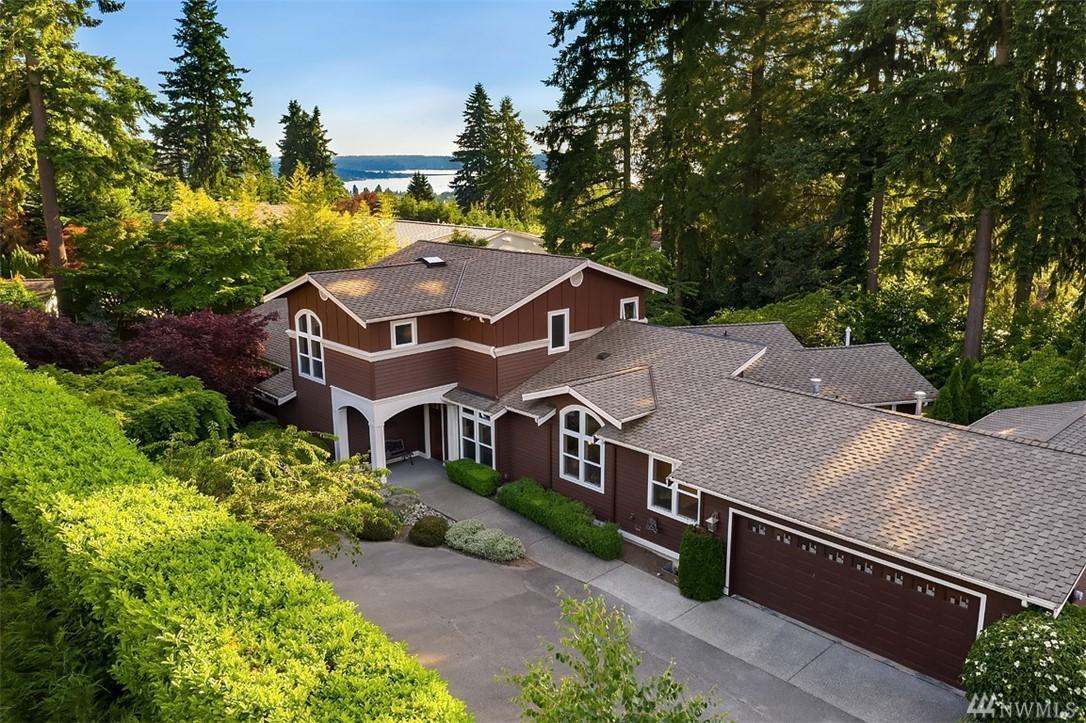 2221 94th Ave - Photo 1
