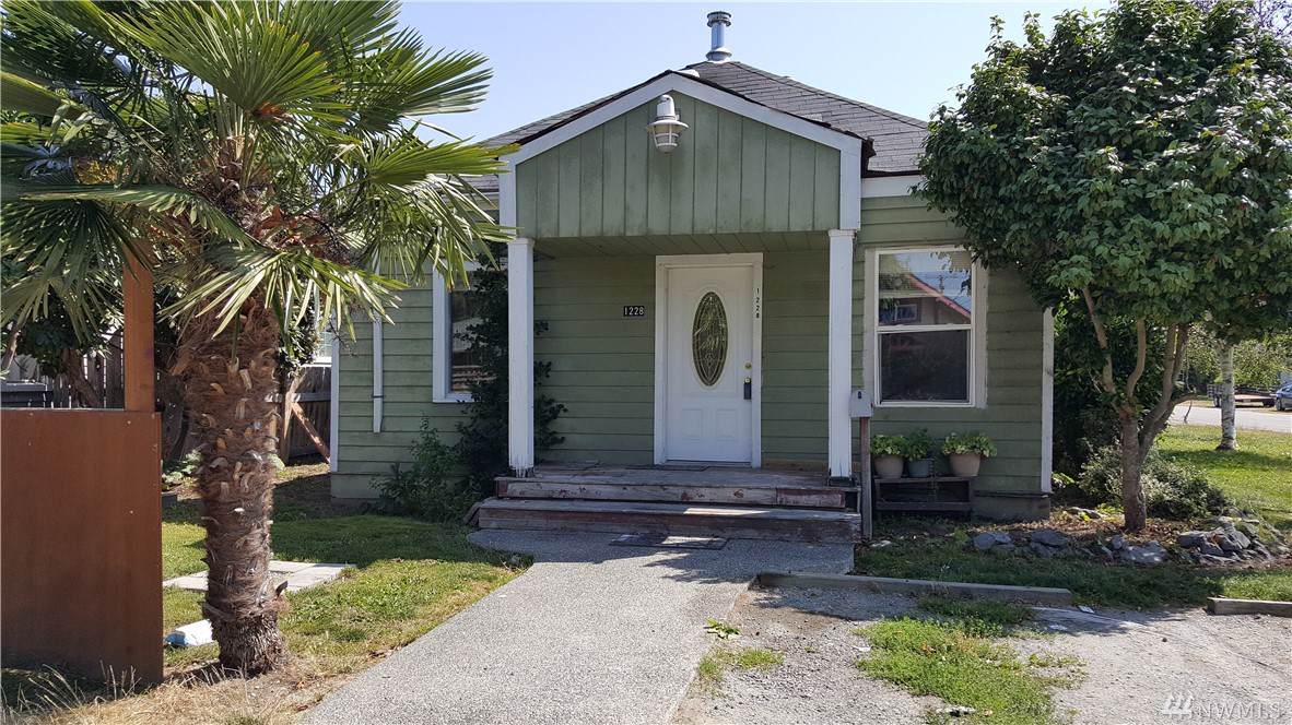 1228 Virginia St - Photo 1