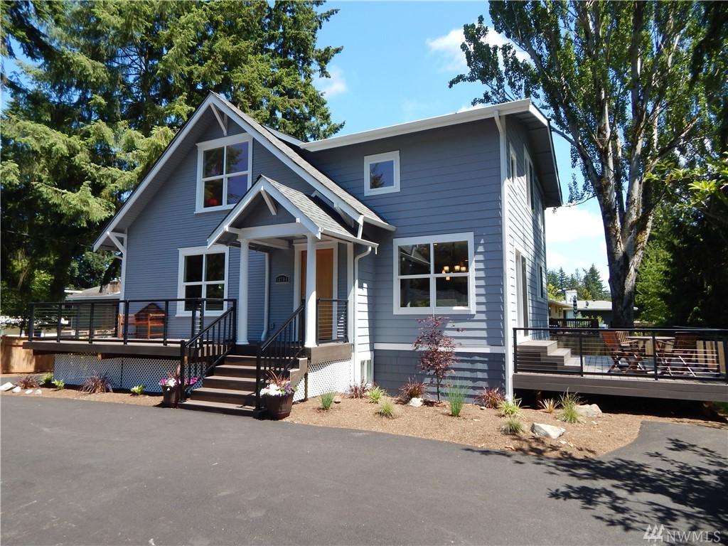 18704 Meridian Ave - Photo 1