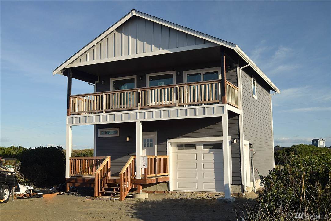 1057 Cedar Crest Ct - Photo 1