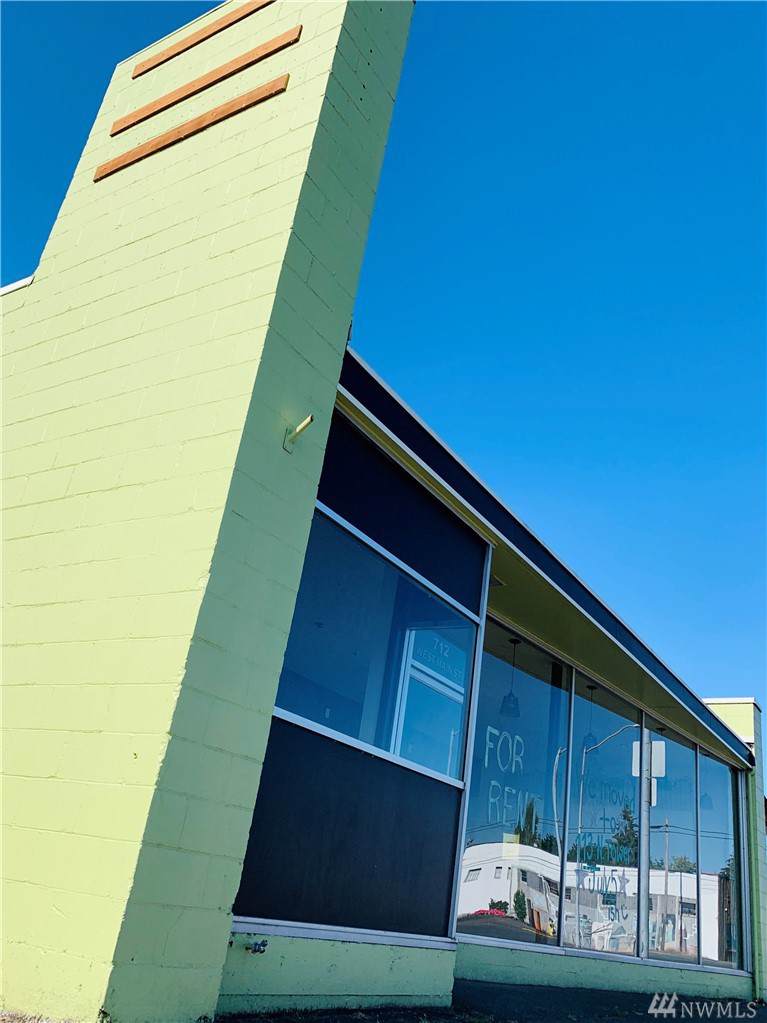 712 West Main - Photo 1