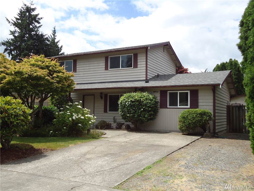 1913 Riverview Dr - Photo 1