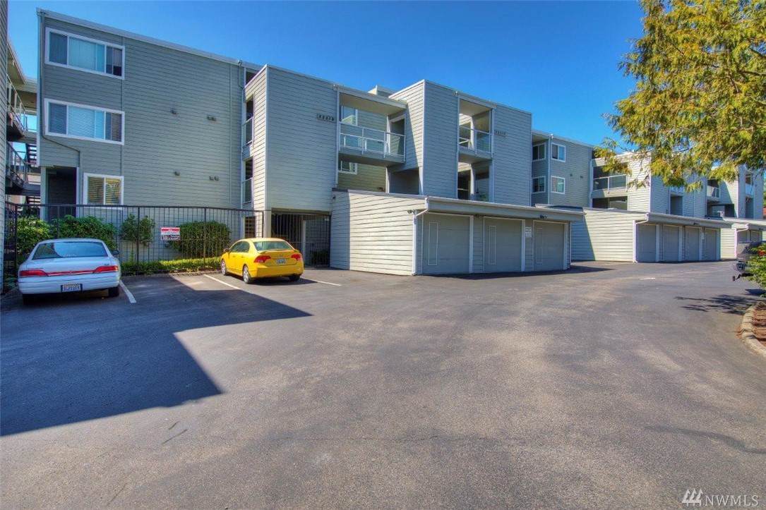22217 6th Ave - Photo 1