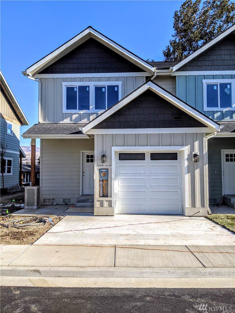 301 River Park Ave - Photo 1