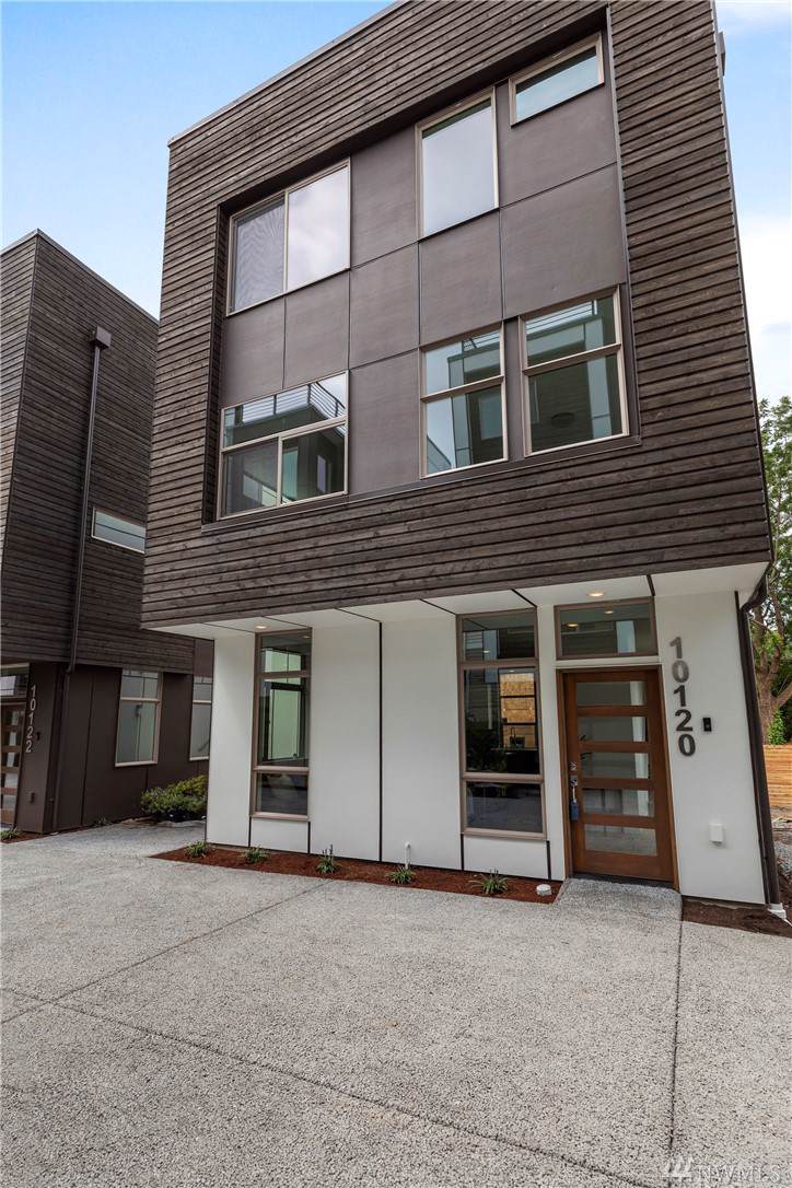 10120 1st Ave - Photo 1