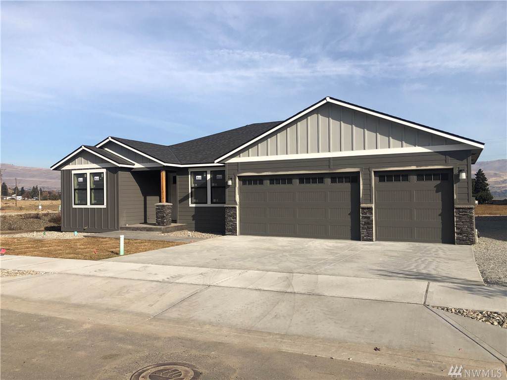 989 Spring Mountain Dr - Photo 1