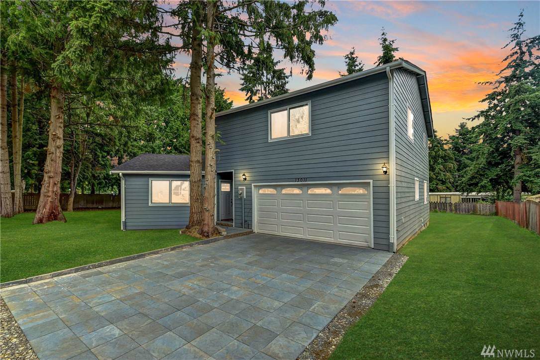 13011 211th Avenue Ct. - Photo 1