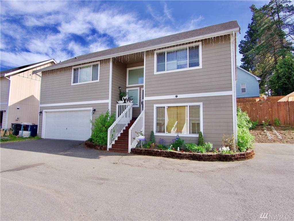 4037 I St - Photo 1