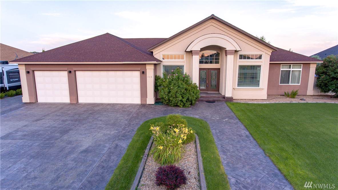 445 Dream St - Photo 1