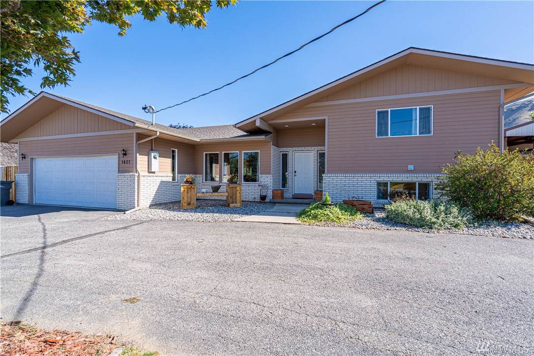1421 Cherry St - Photo 1