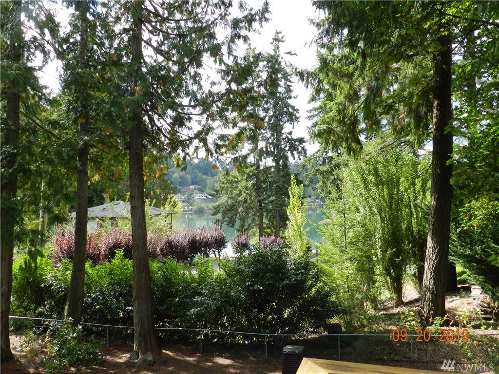 2401 Phinney Bay Dr - Photo 1