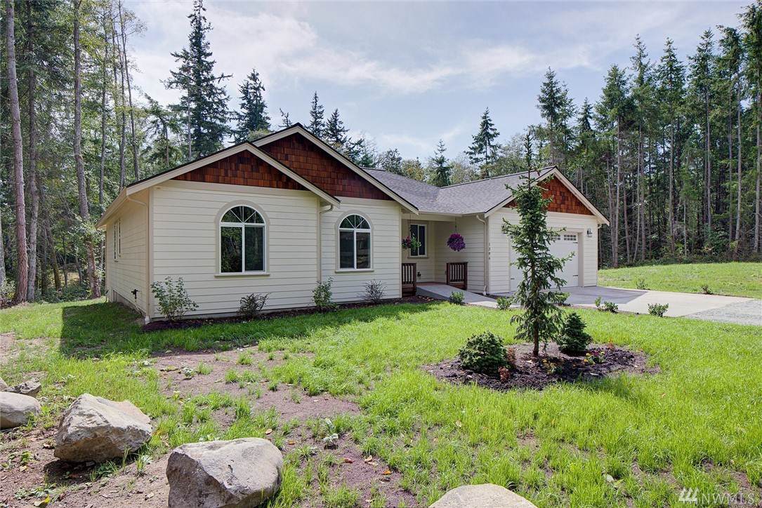 1386 Midcrest Road - Photo 1