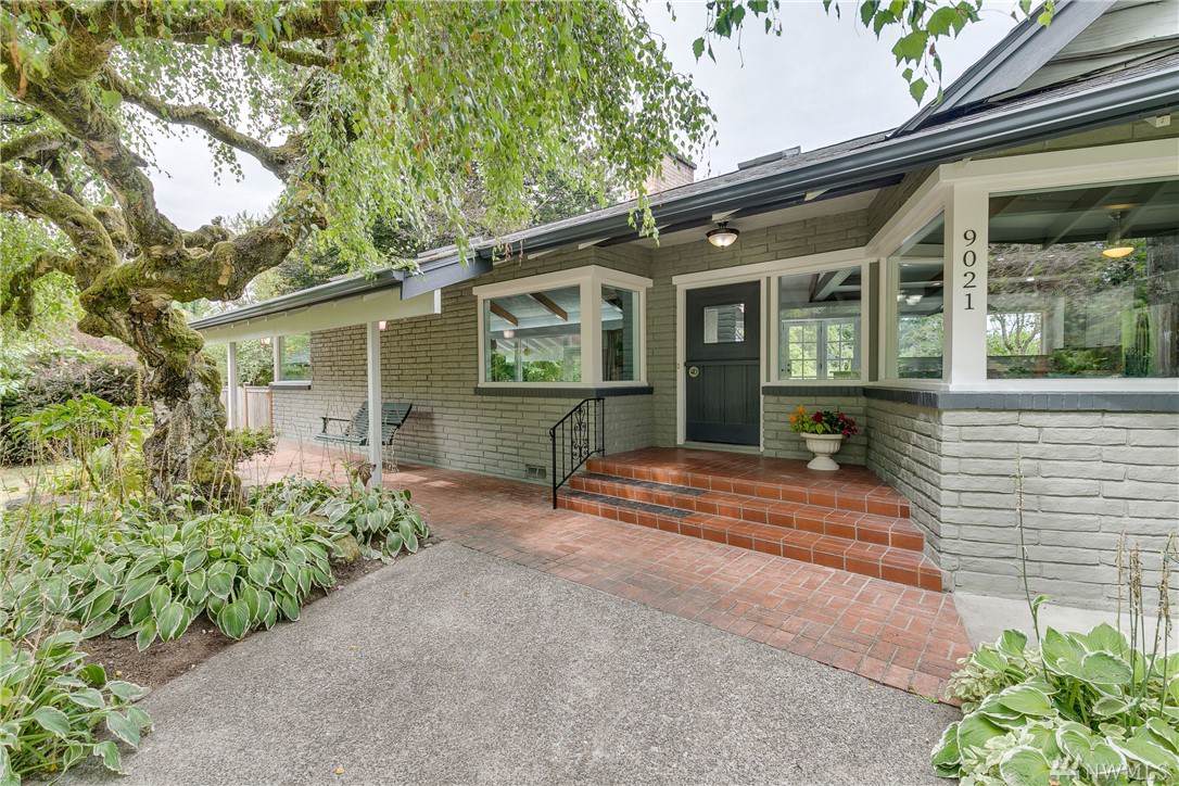 9021 78TH St - Photo 1