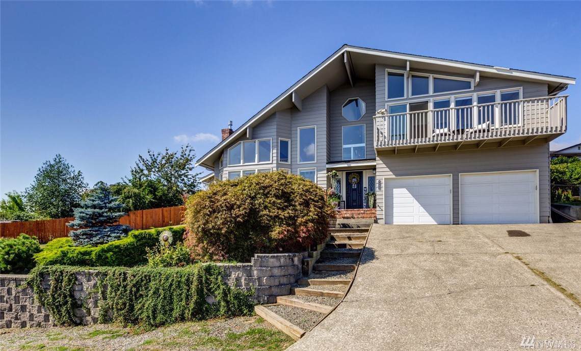 2468 Heights Dr - Photo 1