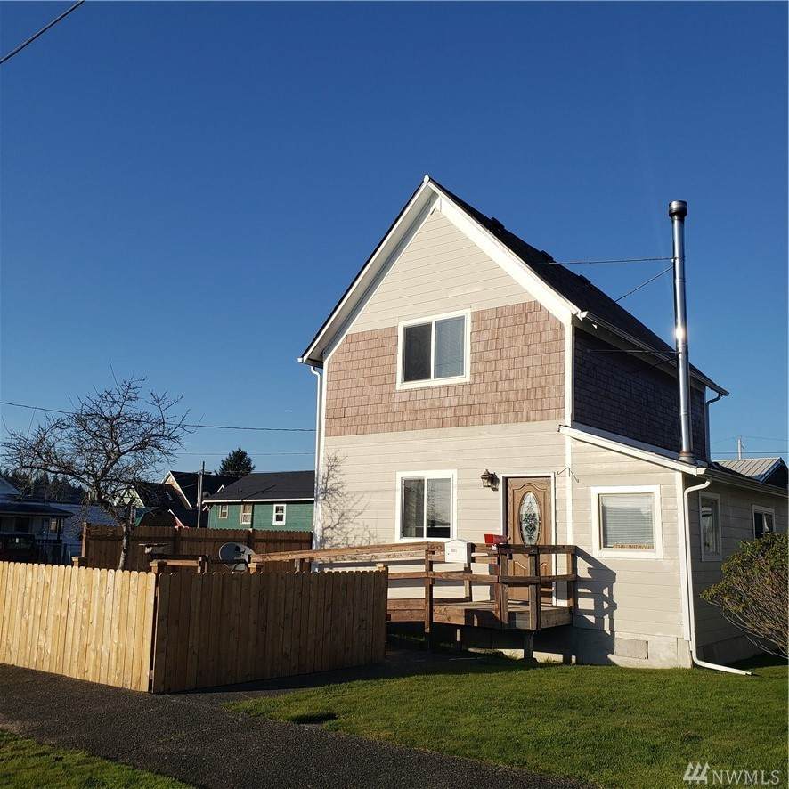1501 C St - Photo 1