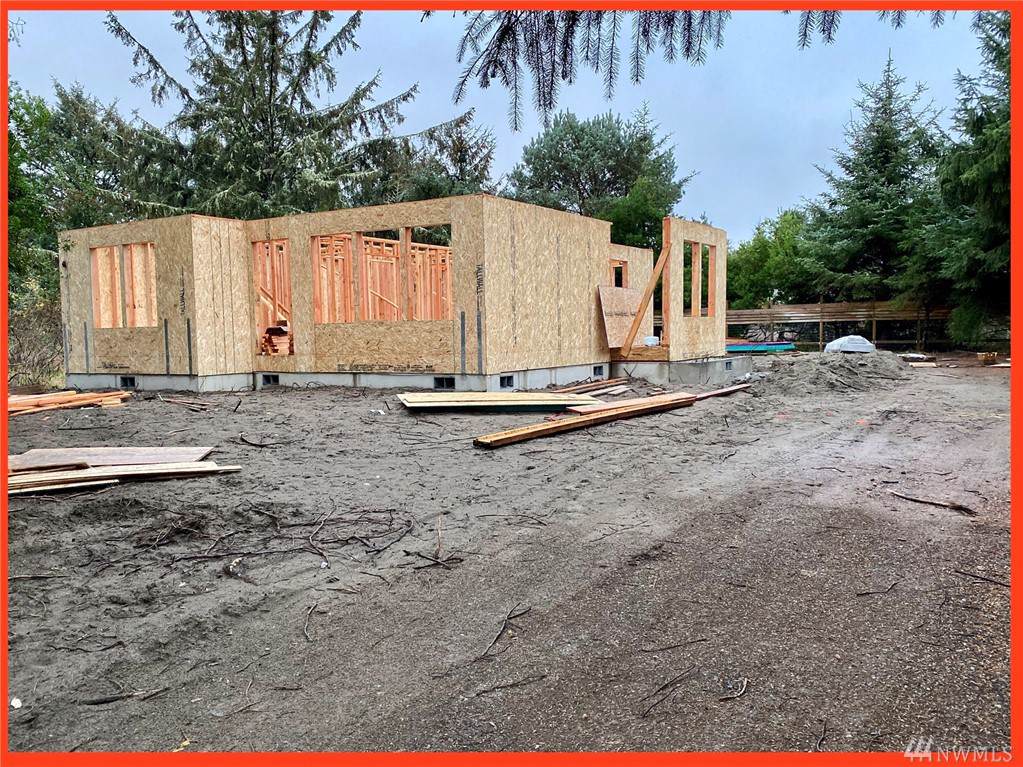 867 Vagabond Ave - Photo 1