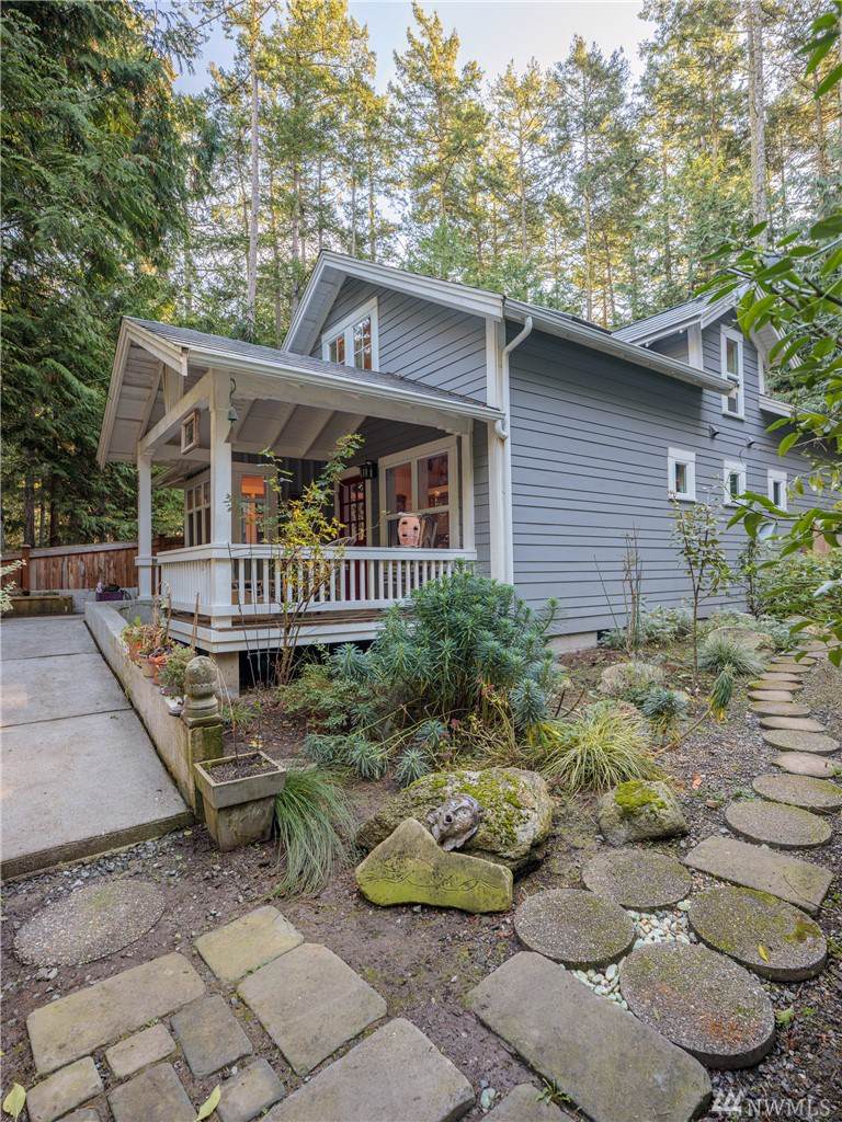 551 Pavey Blvd - Photo 1