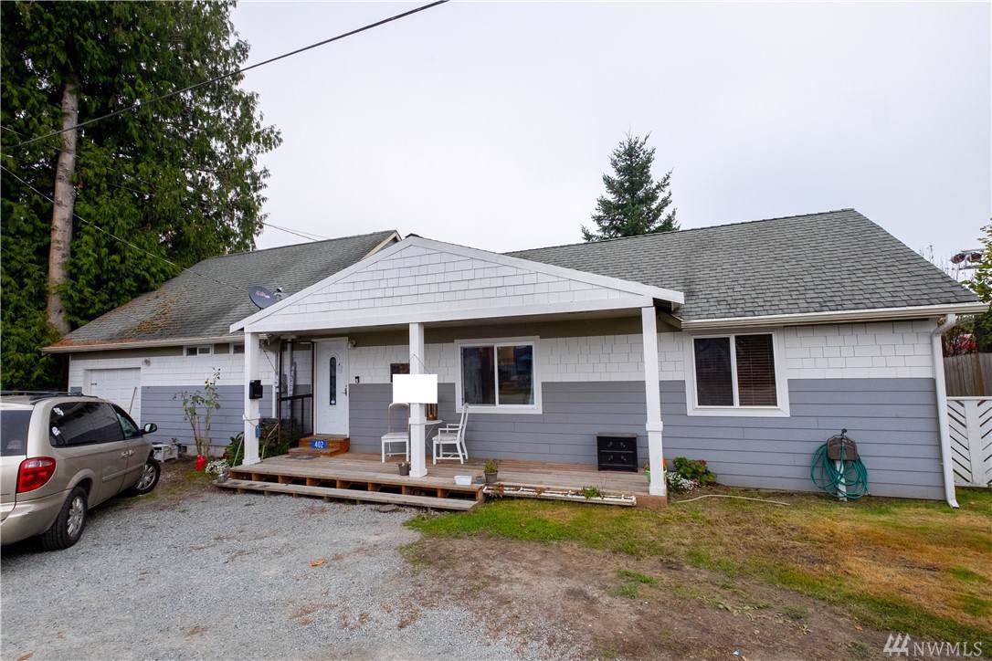 402 Spruce St - Photo 1