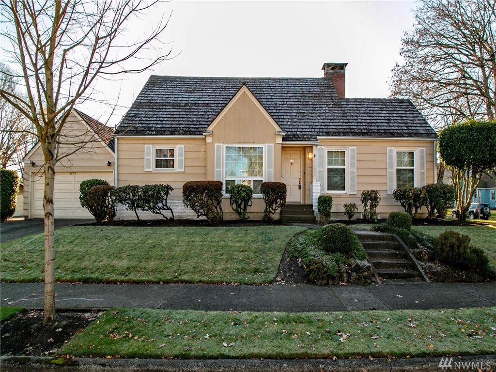 2225 Hemlock - Photo 1