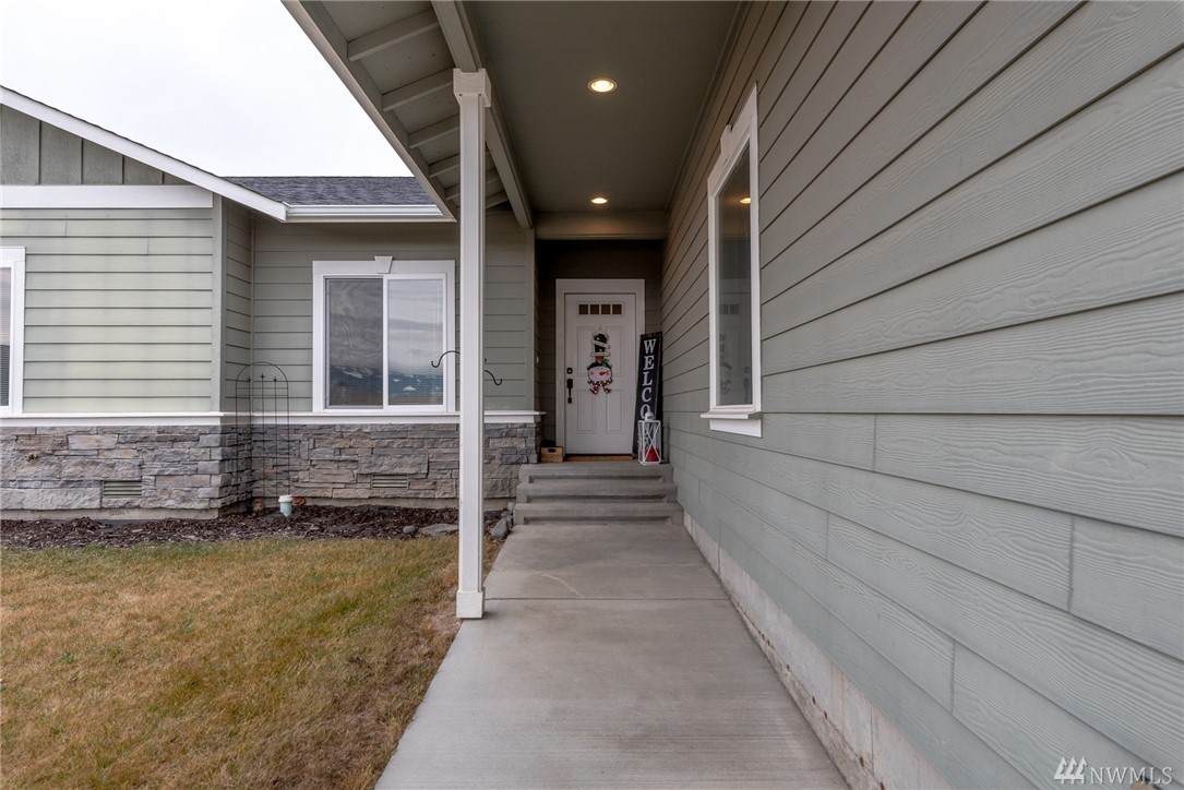 2178 Inglewood Dr - Photo 1