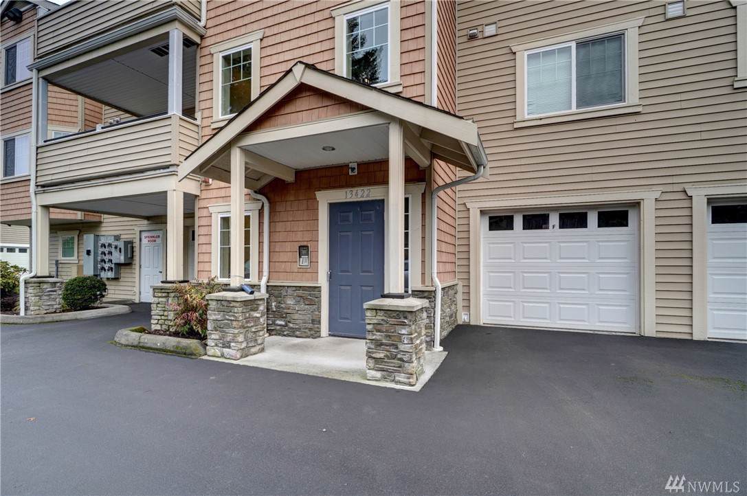 13422 97th Ave - Photo 1