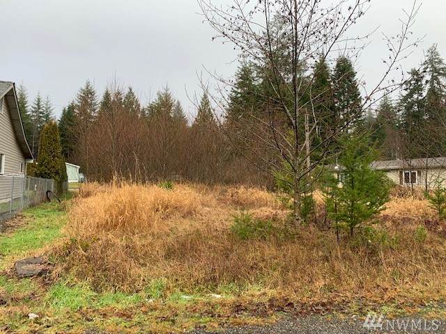 2060 Star Lake Dr - Photo 1