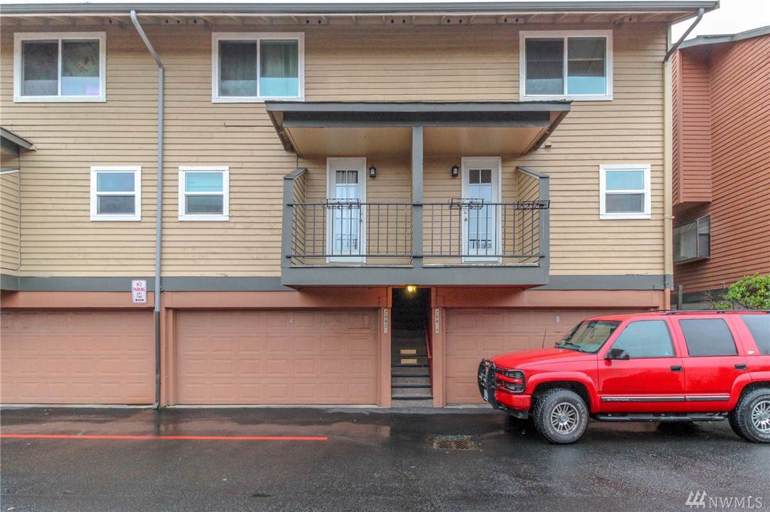 10925 208th St - Photo 1