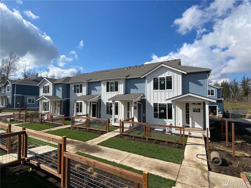4221 Spire Dr - Photo 1