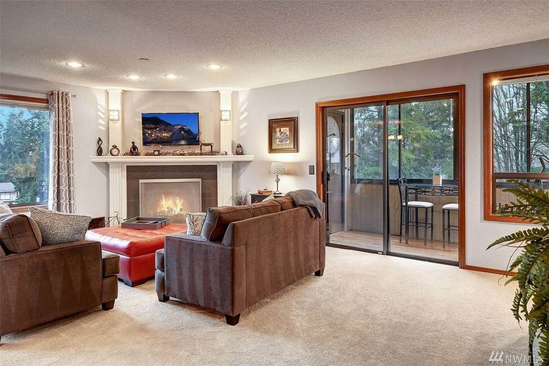 18606 52nd Ave - Photo 1
