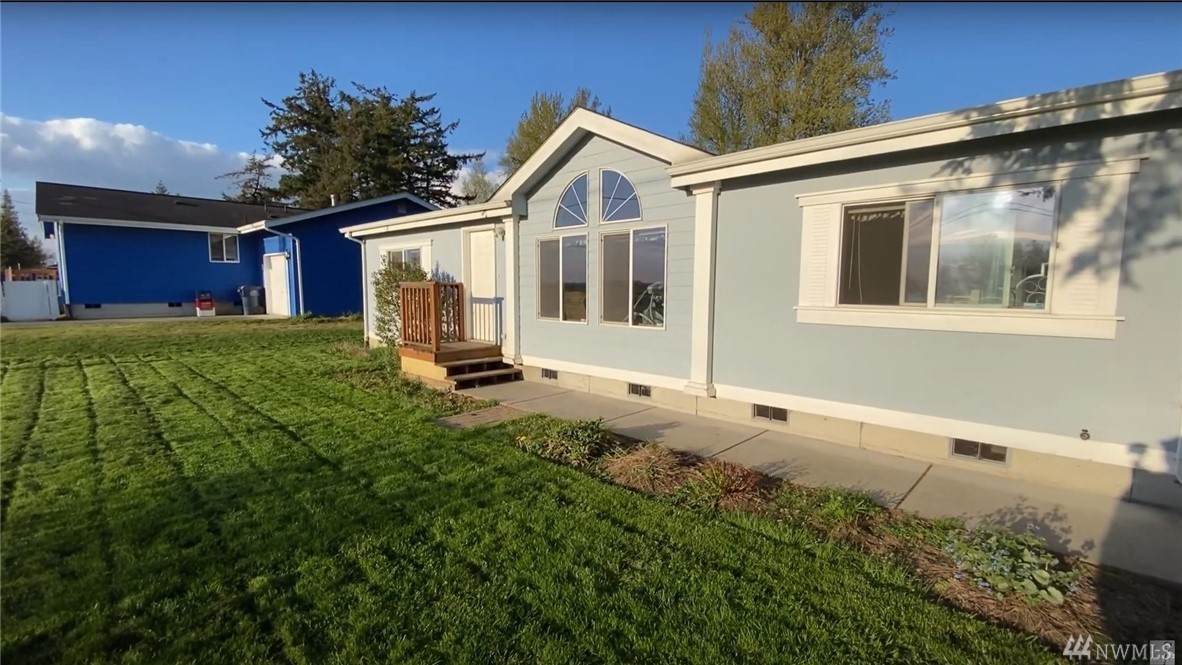 1104 Nooksack Ave - Photo 1 1104 Nooksack Ave - Photo 1