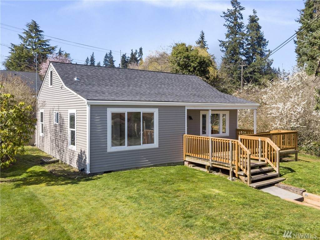 6010 Oakes Ave - Photo 1