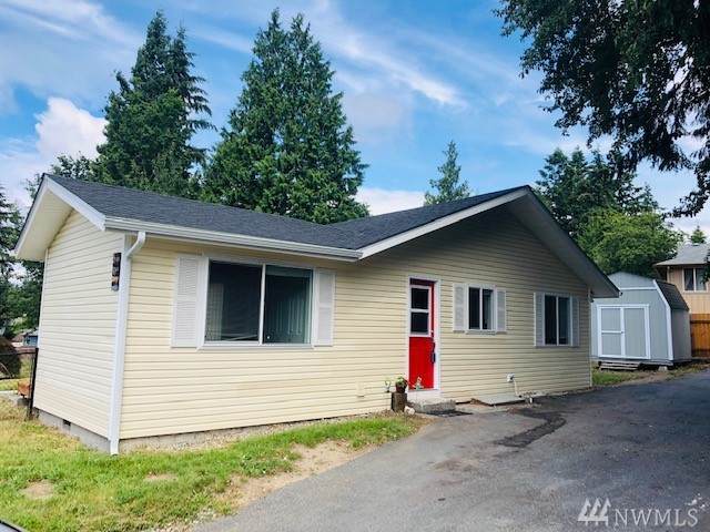 802 Hanford Ave - Photo 1