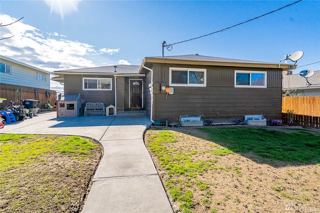 1122 Baker St - Photo 1 1122 Baker St - Photo 1