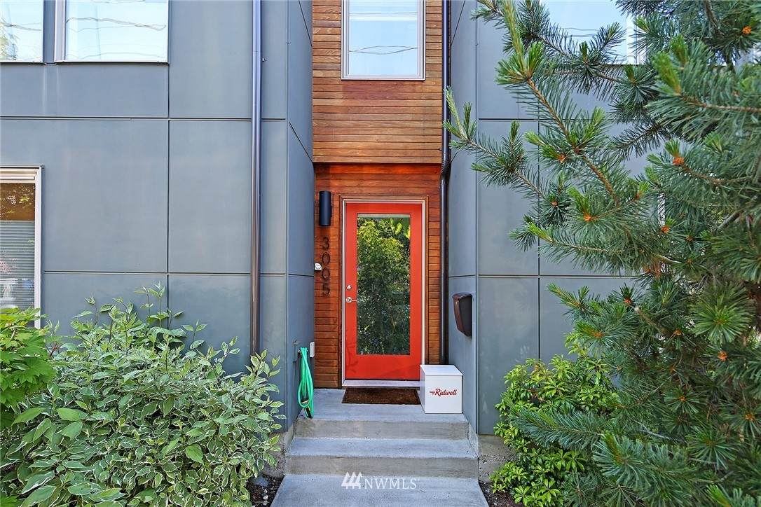 3005 60th Avenue - Photo 1