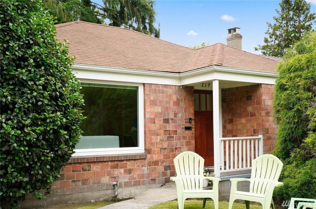 219 56th St - Photo 1