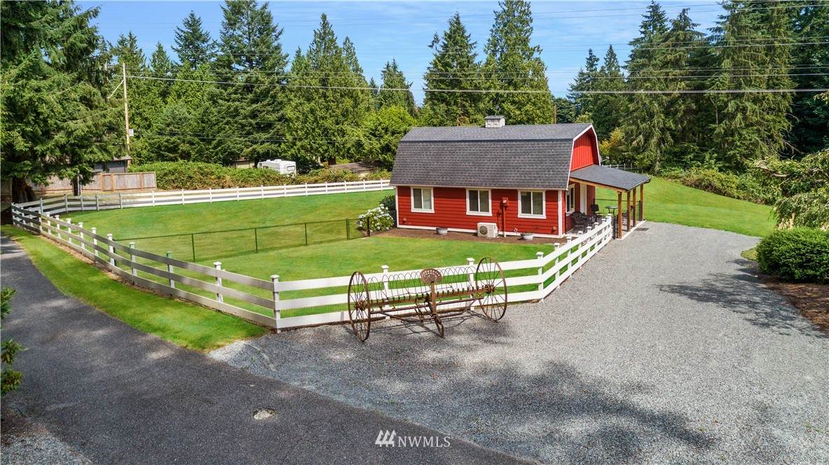 3612 101st Street - Photo 1