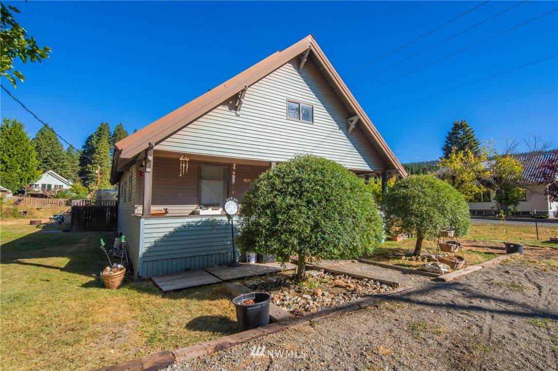 501 Nevada Avenue - Photo 1