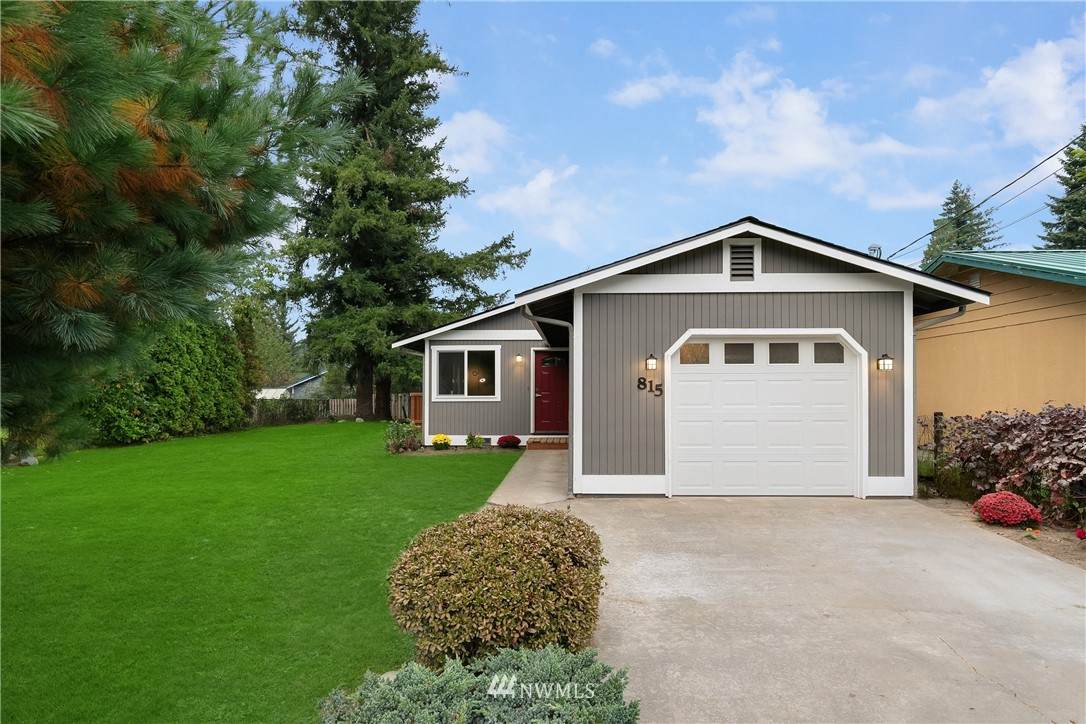 815 Orchard Avenue - Photo 1